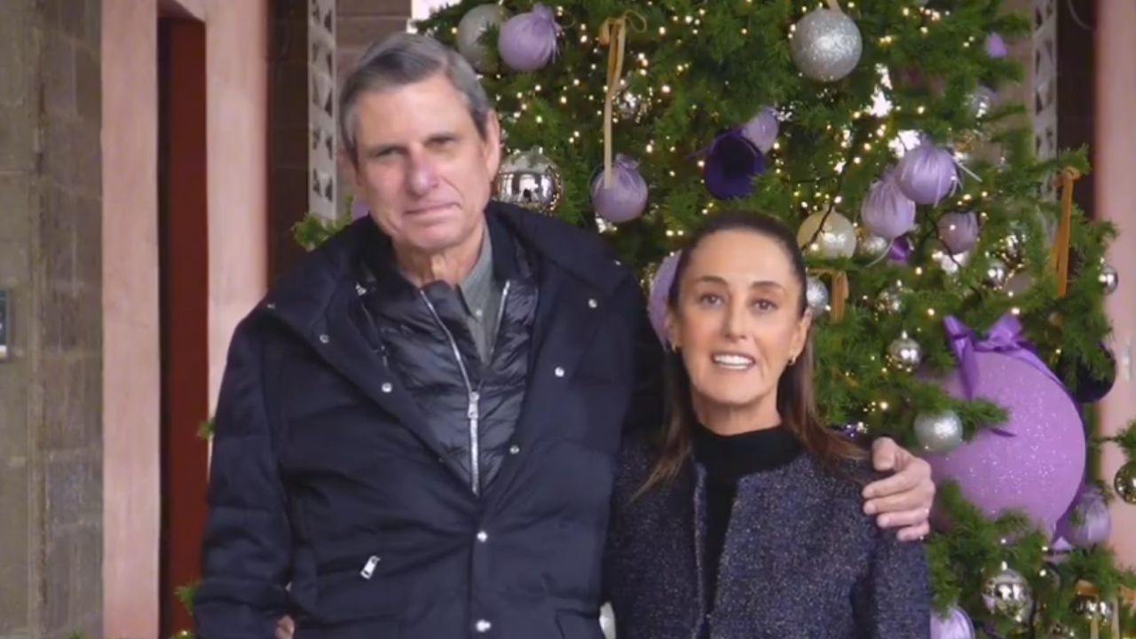 Claudia Sheinbaum y su marido en Palacio Nacional