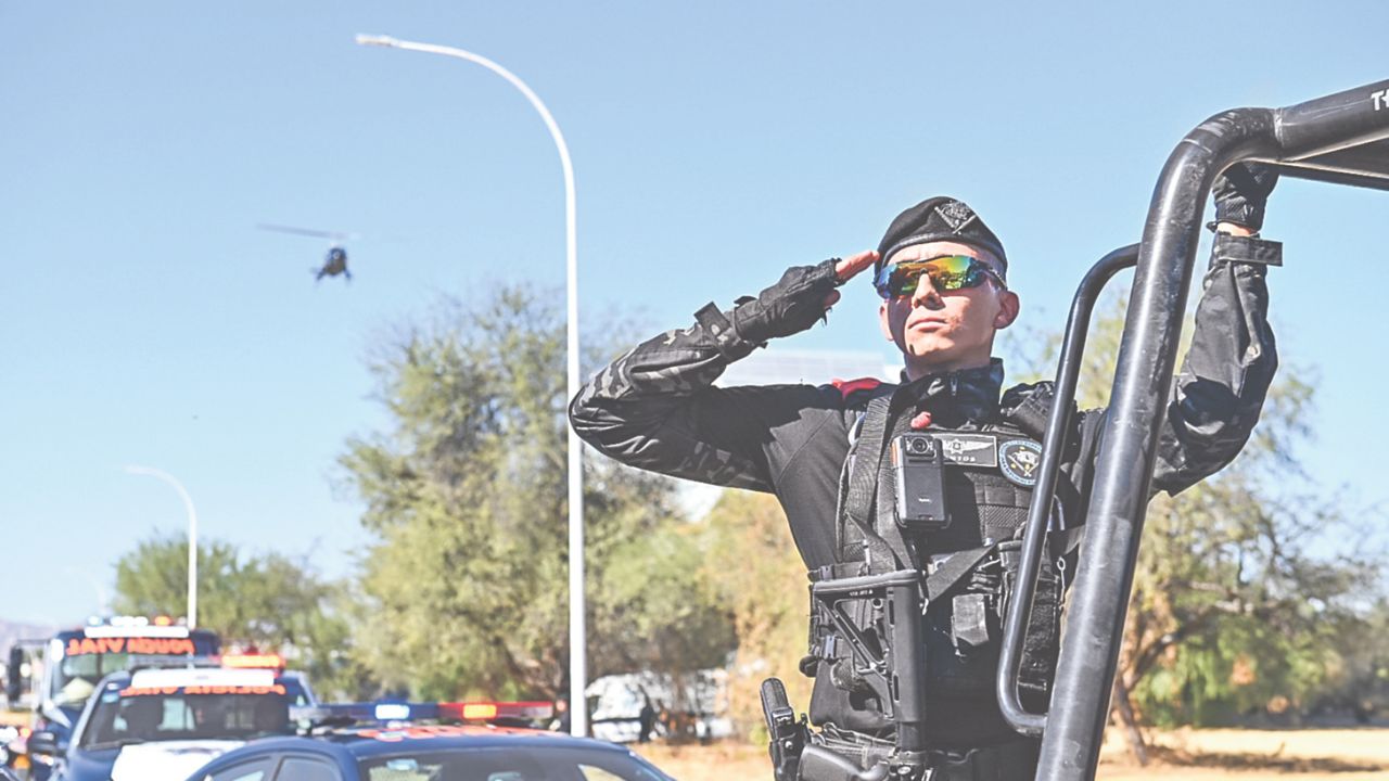 OPERATIVO. La gobernadora Tere Jiménez dio el banderazo de arranque de esta estrategia en la que participan mil 210 elementos. 