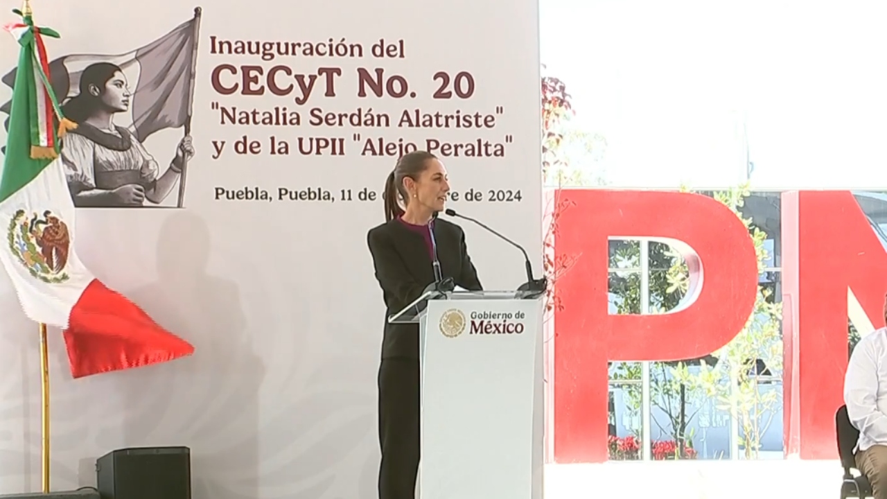 Inauguración del Centro de Estudios Científicos y Tecnológicos 20 en Puebla.