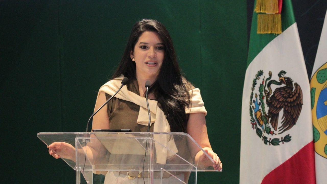 La comisionada presidenta del Info CDMX, Lizette Enríquez, se pronunció abierta al diálogo para conformar un nuevo modelo institucional.