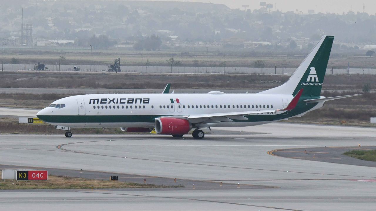 Primer aniversario de Mexicana de Aviación