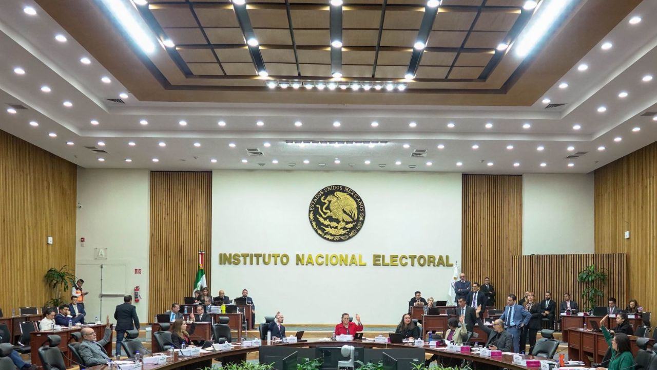 El diseño de boletas que aprobó el INE para la elección judicial, contará con dos tamaños y seis colores distintos