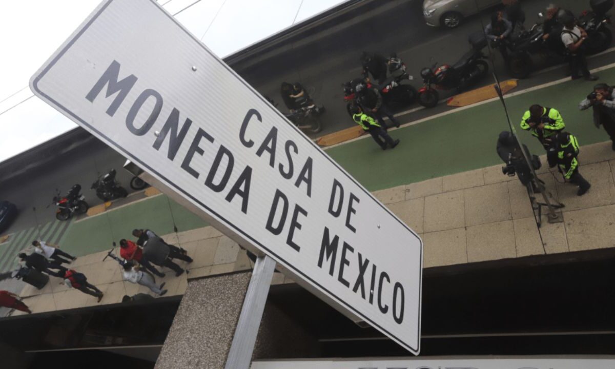 Letrero de la Tienda de Casa de Moneda de México.