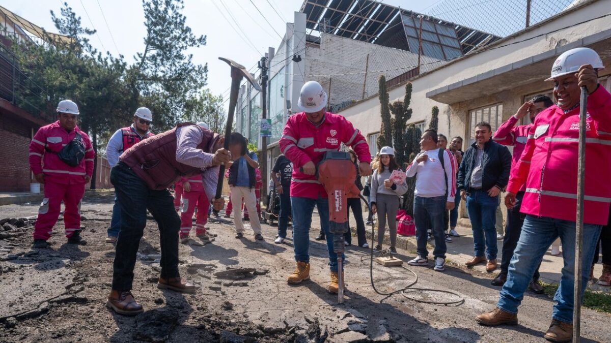 Cuadrillas de trabajo se mantienen en las colonias Zona Escolar 1 y 12, Cuchilla del Tesoro, Jorge Negrete, La Malinche, Arbolillo, entre otras, para tapar baches