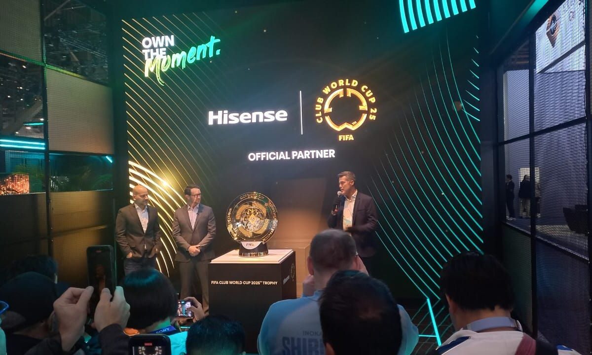 Hisense y la FIFA presentaron, por primera vez al público, el nuevo diseño del Trofeo de la Copa Mundial de Clubes.