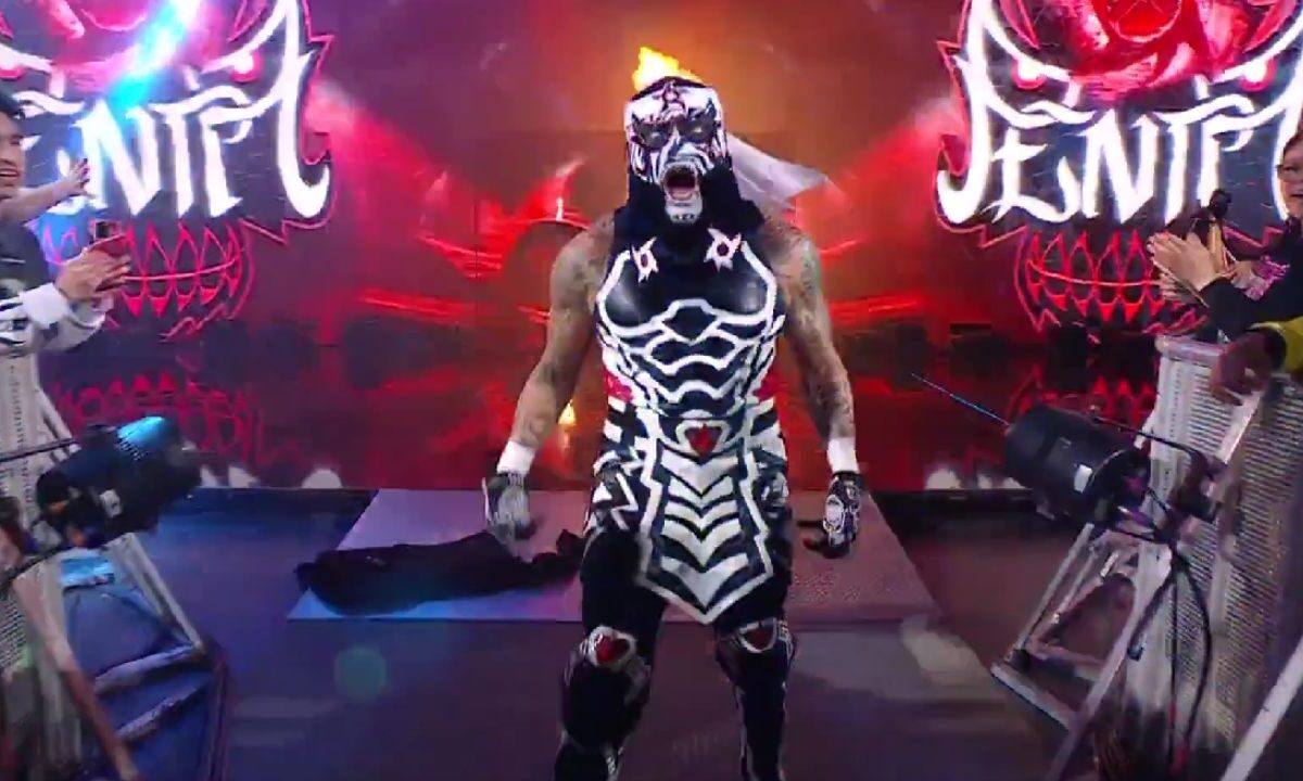 Penta Zero Miedo debuta y sale con victoria en la WWE.