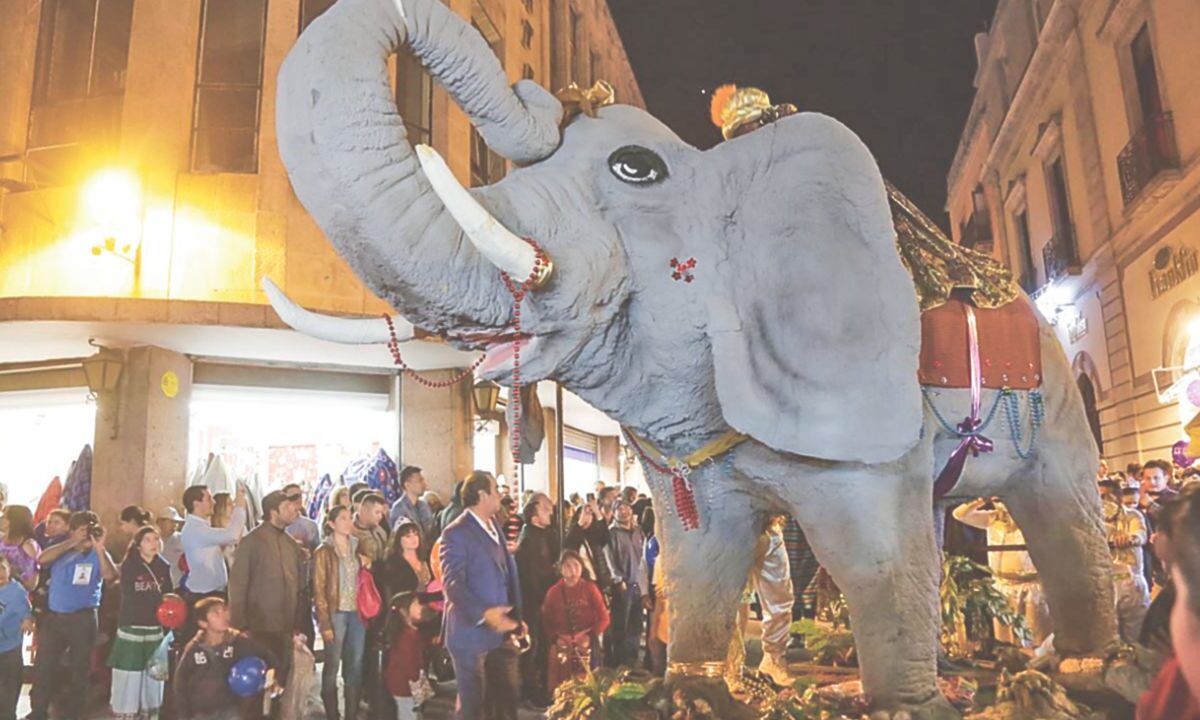 En regiones serranas de Sinaloa, voluntarios entregaron juguetes en zonas de escasos recursos para llevar la magia Reyes Magos