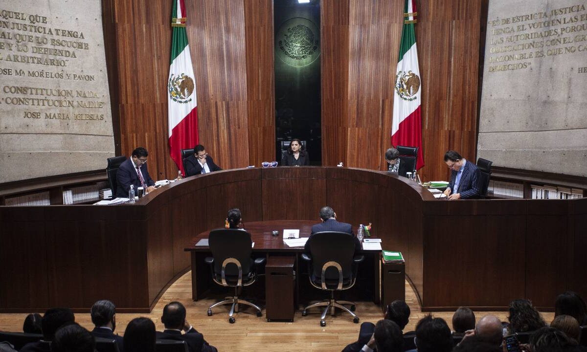 La Sala Superior del TEPJF abrió un incidente de incumplimiento de sentencia contra el Comité de Evaluación del Poder Judicial.