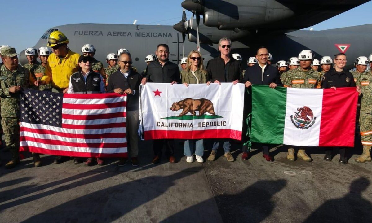 Gavin Newsom, gobernador de California, agradeció al gobierno del país el envío de brigadistas mexicanos para combatir los incendios.