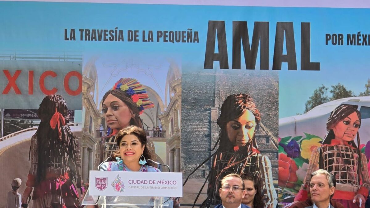 Clara Brugada señaló que la exposición “La Travesía de la Pequeña Amal por México” en Chapultepec representa la problemática de la migración.