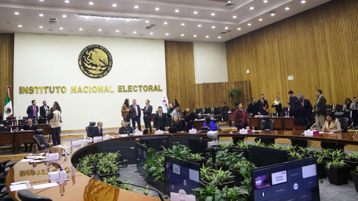 El Consejo General del INE avaló las causales de cancelación de registro de candidatos judiciales.