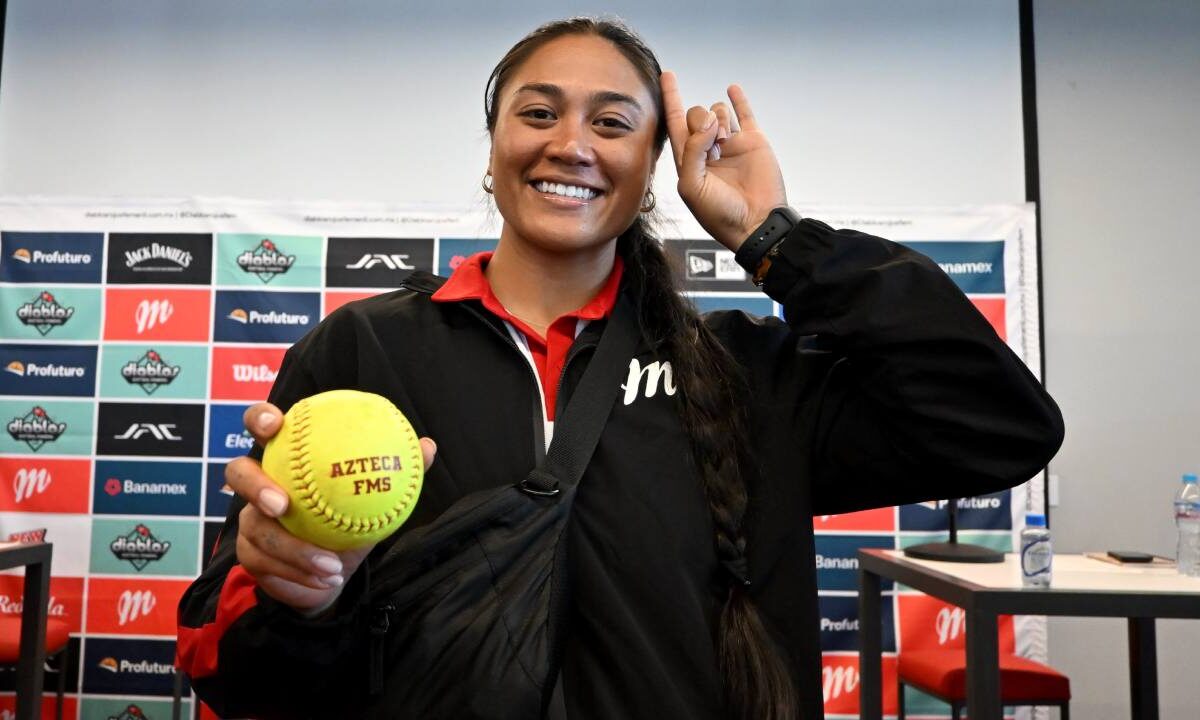 Diablos Rojos del México resaltaron el juego perfecto de la jugadora Megan Faraimo.