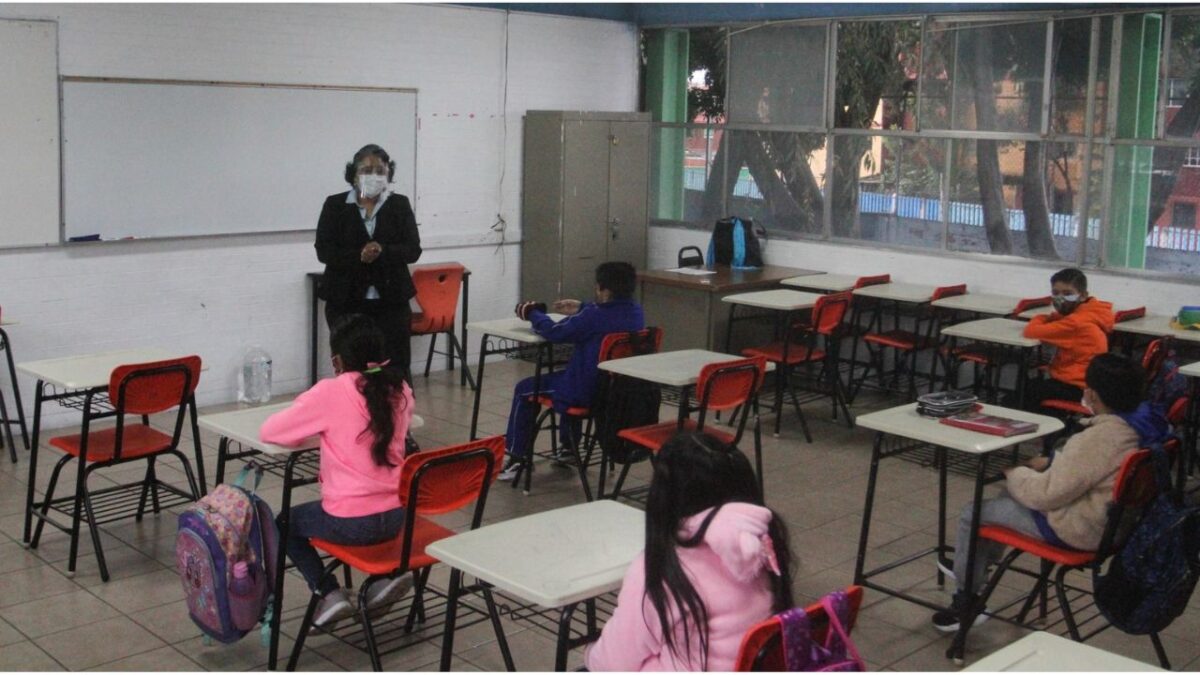 Entérate si el primer megapuente del año para estudiantes será en enero y qué otras fechas podrán descansar lo que queda del ciclo escolar.