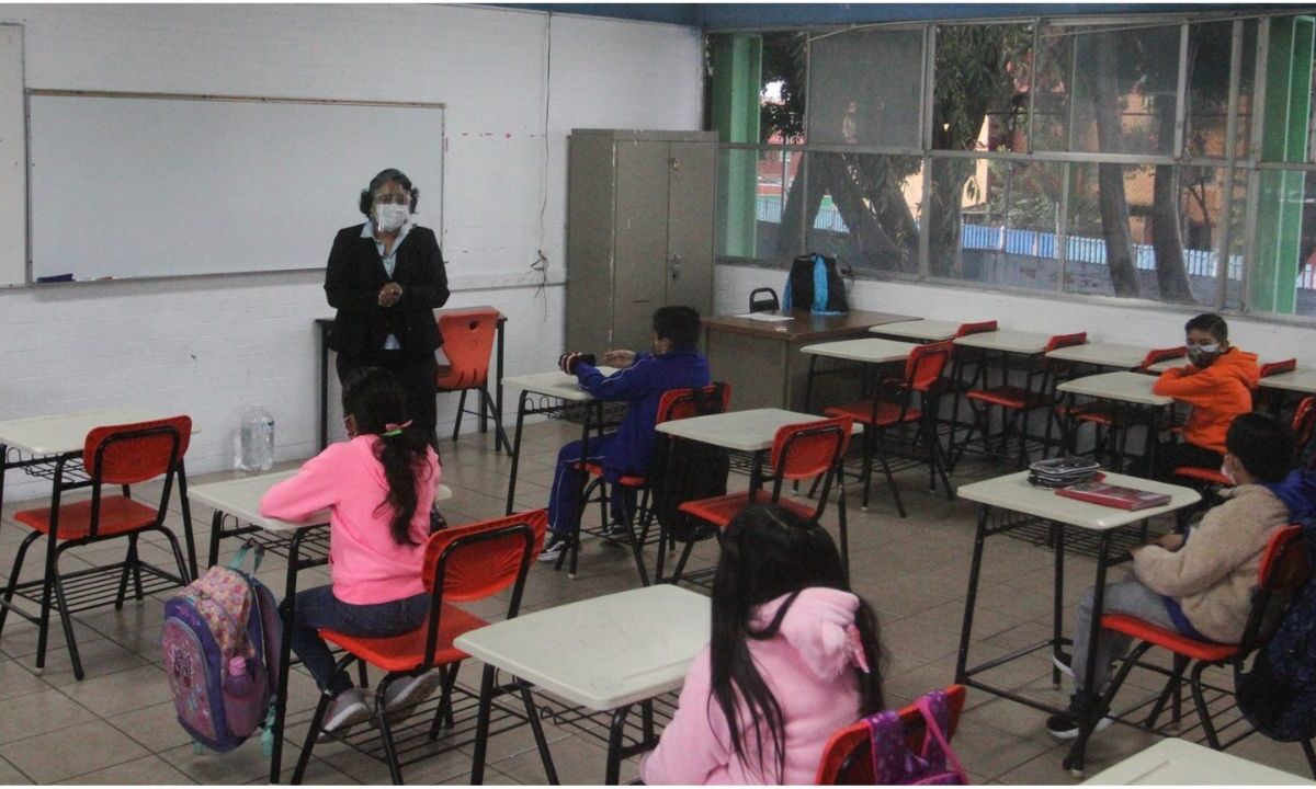 Entérate si el primer megapuente del año para estudiantes será en enero y qué otras fechas podrán descansar lo que queda del ciclo escolar.