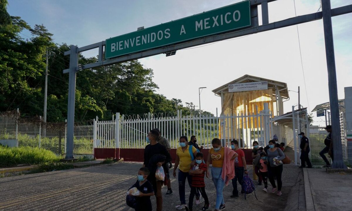 Migrantes llegando a México