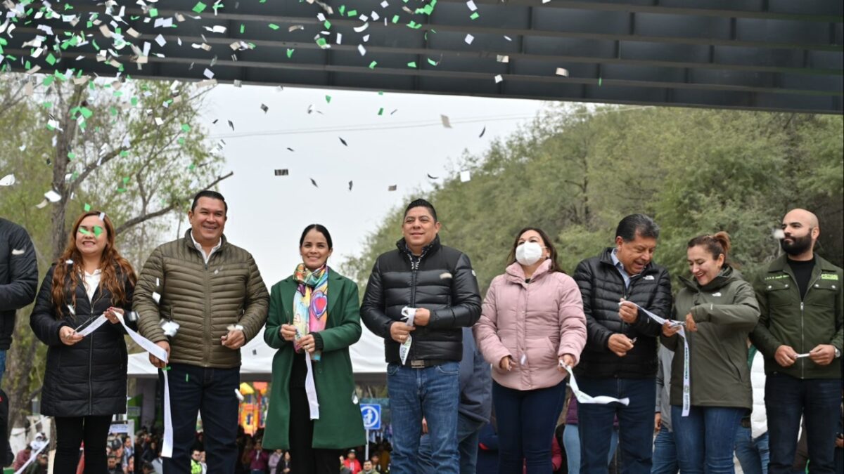 Ricardo Gallardo inaugura parque lineal