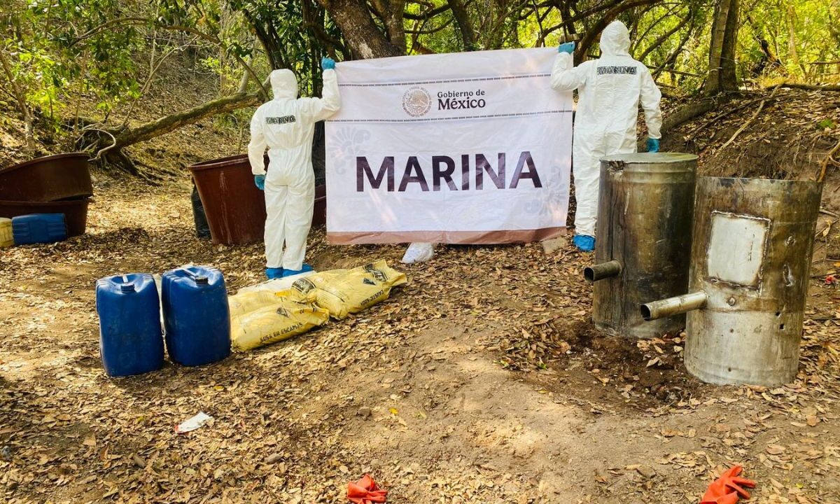 Marina desmantela 2 narcolaboratorios en Culiacán; van 10 en el año