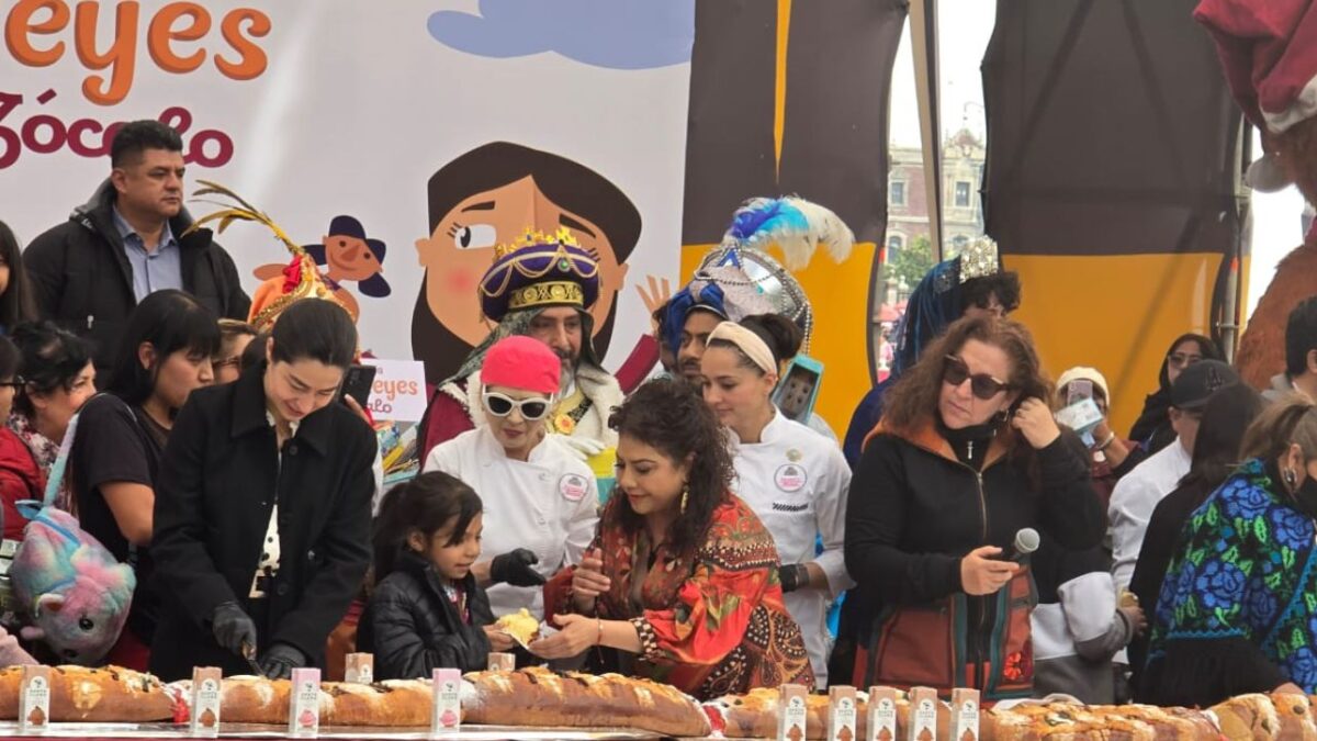 Mega rosca de reyes en la capital