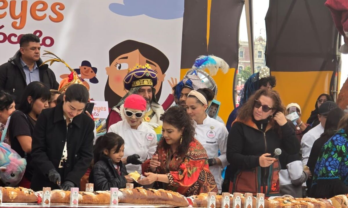 Mega rosca de reyes en la capital