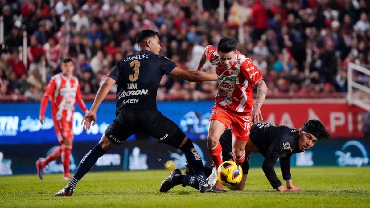 En el Estadio Victoria, Chivas pierde el primer partido de la temporada y el Necaxa gana también su primer encuentro del Clausura 2025.