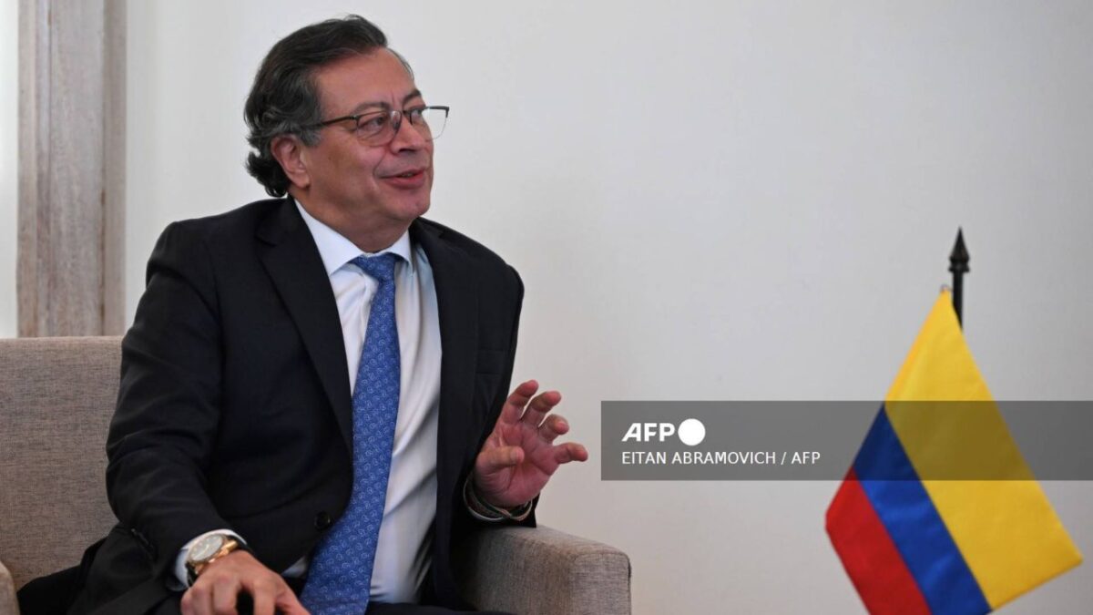 Gustavo Petro, presidente de Colombia, confirmó que no asistirá a la toma de protesta de Nicolás Maduro