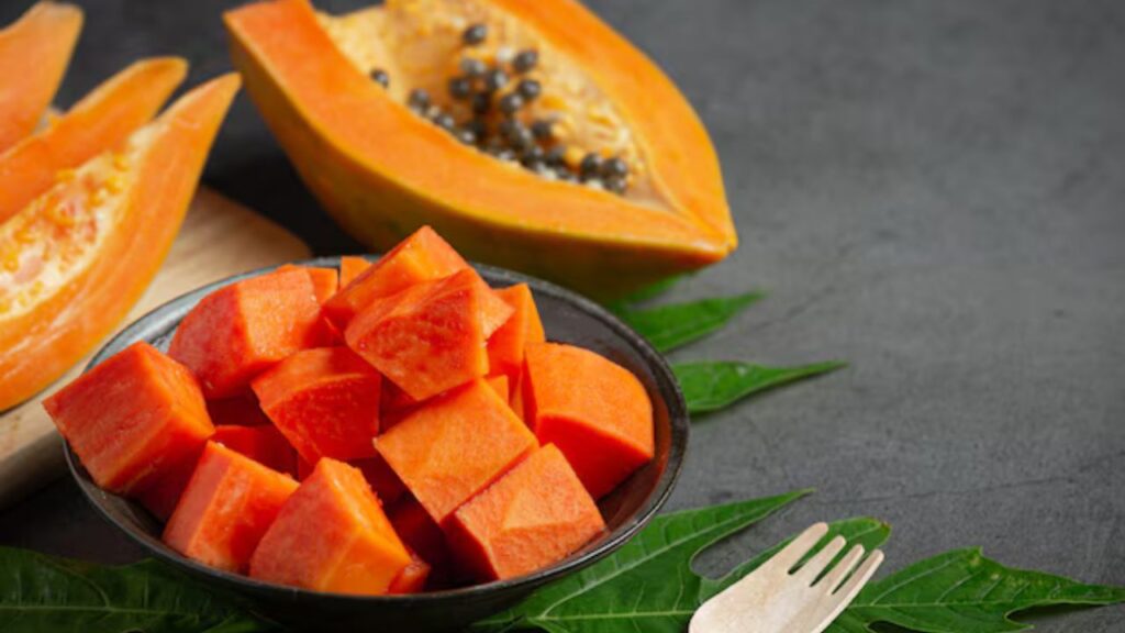 ¿Por qué la papaya es buena para el sistema digestivo?