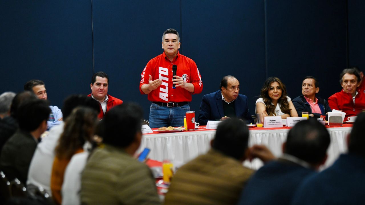 El líder nacional del PRI, Alejandro “Alito” Moreno, en su visita a Veracruz.