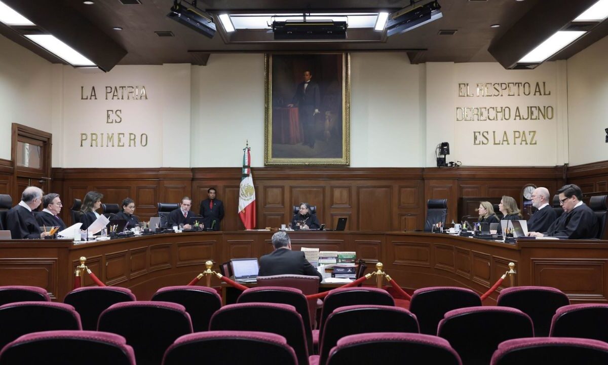 El Pleno de la Suprema Corte de Justicia de la Nación (SCJN) rechazó asumir las funciones del Comité de Evaluación y seguir con el proceso de selección de candidatos a ministros, jueces y magistrados.