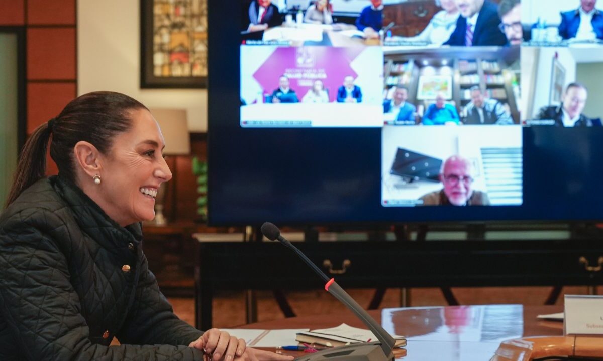 Claudia Sheinbaum se reunió con gobernadores para ver los avances del IMSS-Bienestar en el país