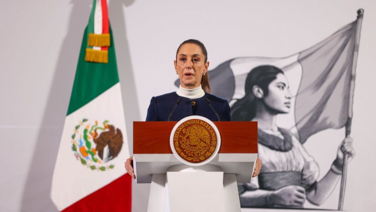 La presidenta Claudia Sheinbaum sostuvo una reunión con los gobernadores, ello para tratar el tema del abasto de medicamentos y el fortalecimiento del IMSS - Bienestar.