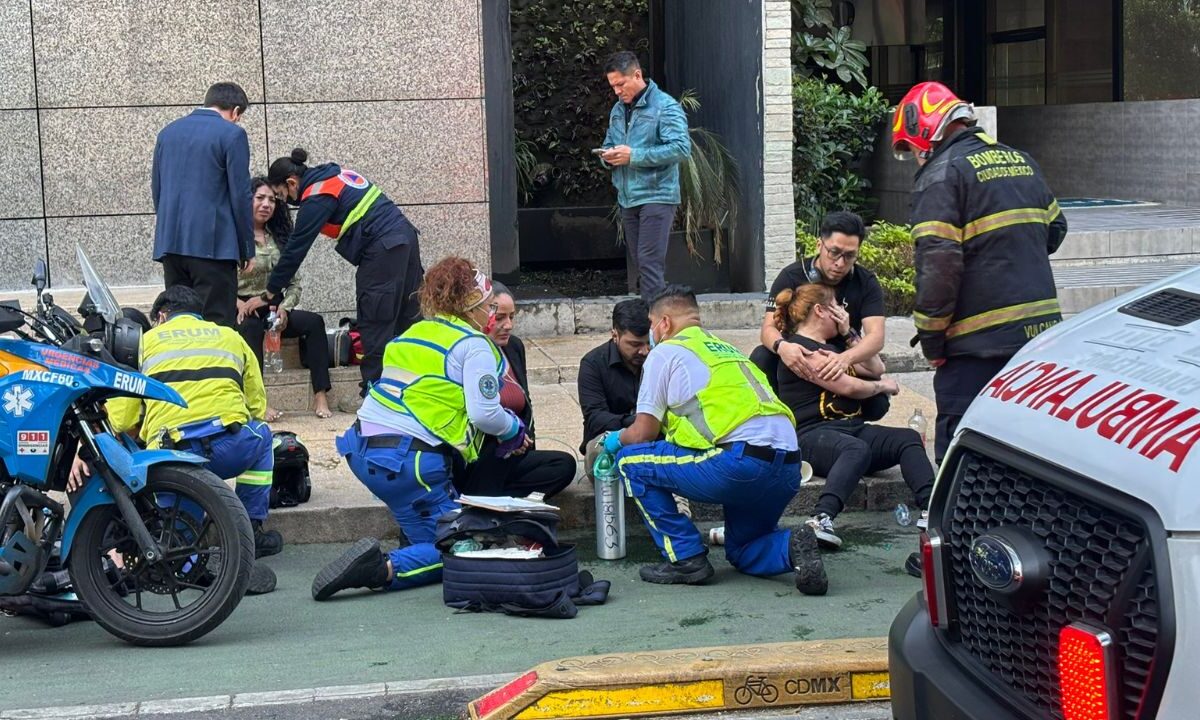 Conato de incendio provoca caos en Paseo de la Reforma