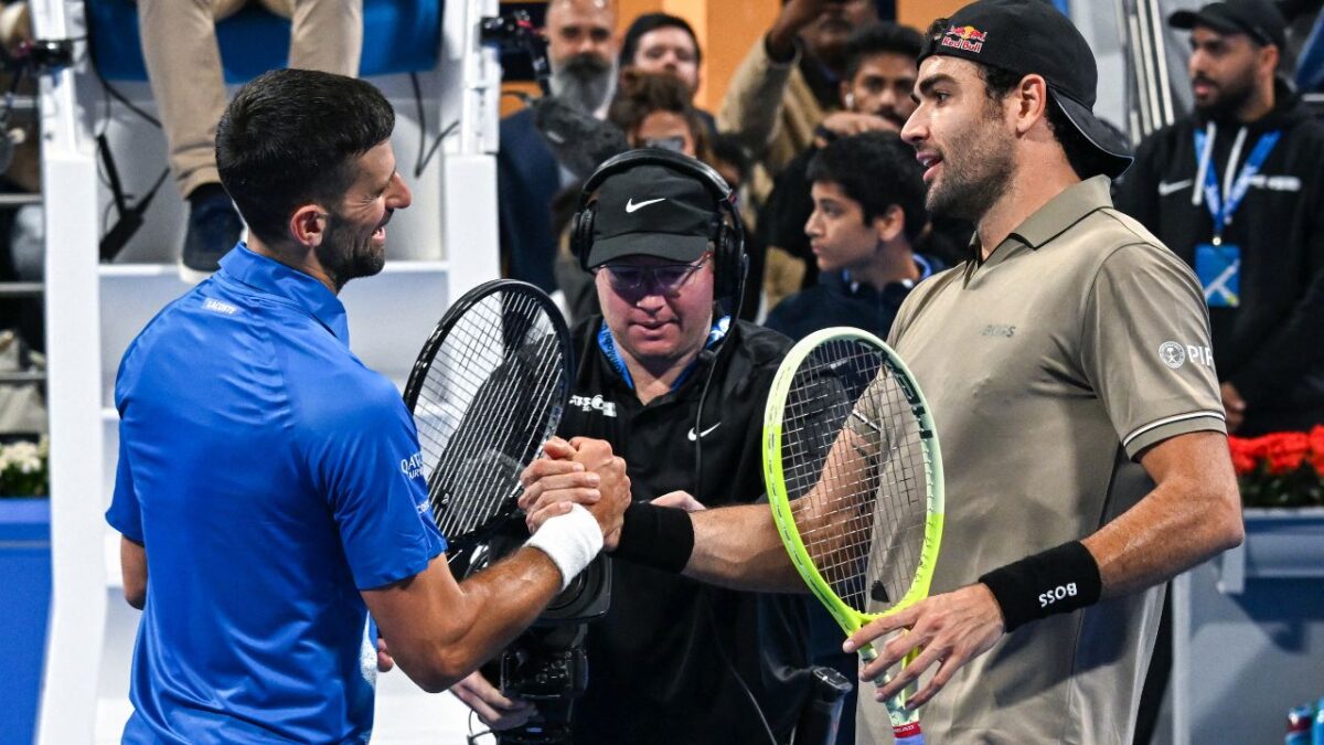 Berrettini logró su primera victoria ante un rival del Top 10 en dos años. Djokovic jugó su primer partido desde su retiro por lesión en las semifinales de Australia