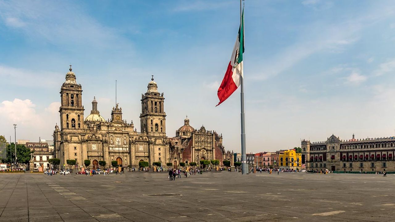 Claudia Sheinbaum Pardo informó que este viernes encabezará la ceremonia de los 500 años del asesinato de Cuauhtémoc, en el Zócalo 