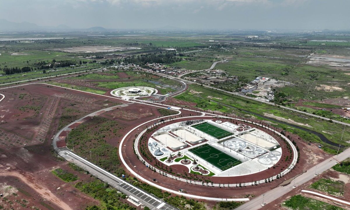 Siendo una de las obras insignias del expresidente Andrés Manuel López Obrador, dicha construcción generó diversas observaciones de la auditoría.