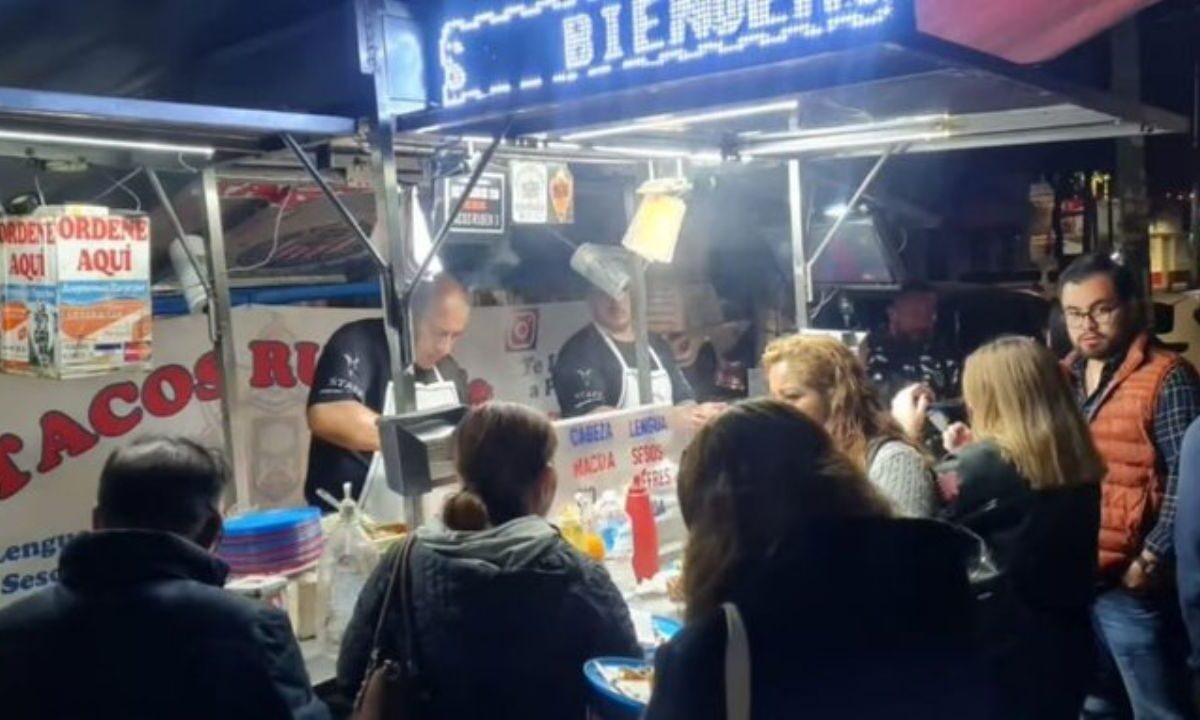 El pasado 31 de enero, mediante un mensaje en redes sociales, se anunció el cierre del comercio semifijo de tacos; el puesto de lámina ya fue retirado.