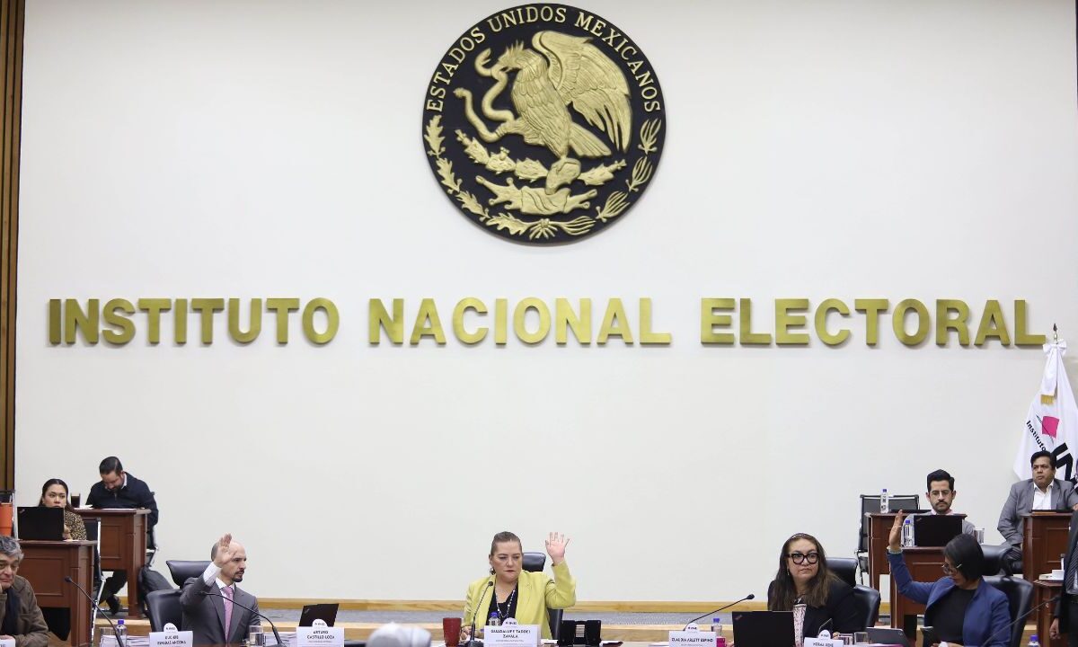 El INE busca ahorrar recursos para que en caso de necesitarlo se transfiera como obligaciones a la organización de la elección judicial.