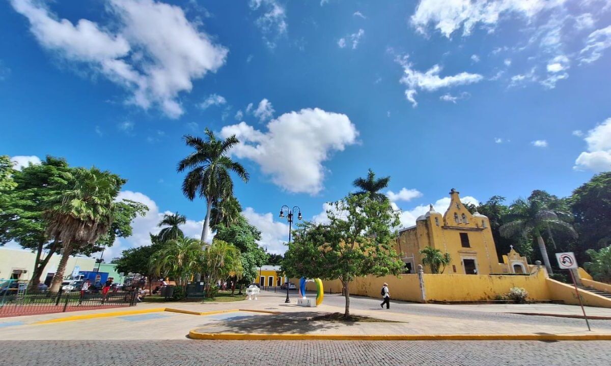 Patrimonio de la Nación desde 1982, es el corazón cultural de la ciudad y está llena de edificios históricos, plazas, parques e iglesias antiguas.