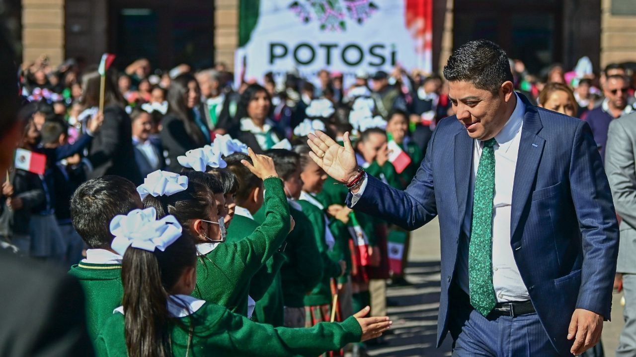 El Gobernador del Estado reafirmó el compromiso con la educación al ser una prioridad para la administración estatal