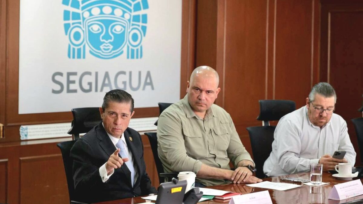 Se reúne el alcalde Giovani Gutiérrez Aguilar con el titular de la Secretaría de Gestión Integral del Agua (SEGIAGUA), José Mario Esparza Hernández con quien aborda proyectos y planes para la demarcación.