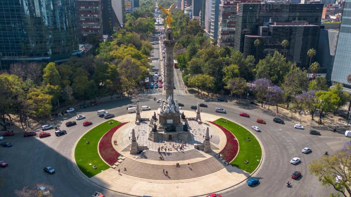 El Ángel de la Independencia amaneció sin vallas metálicas tras la conclusión de los trabajos de remodelación.