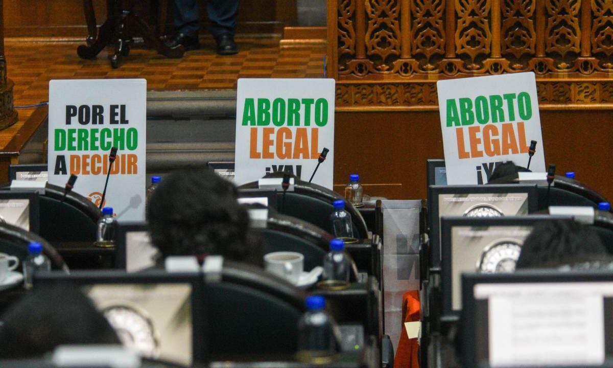 El decreto aprobado del aborto legal entrará en vigor al día siguiente de su publicación en el Periódico Oficial del Estado.