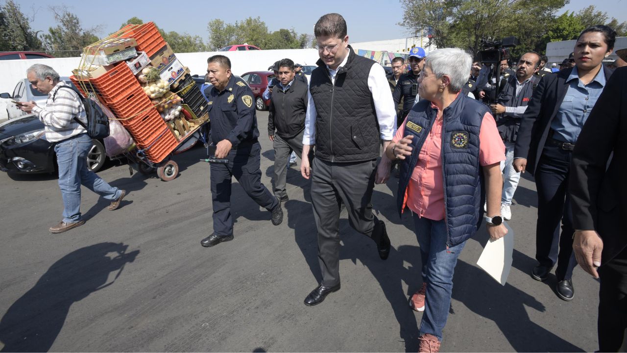 Autoridades realizan recorridos de seguridad en instalaciones de la Central de Abasto en la CDMX