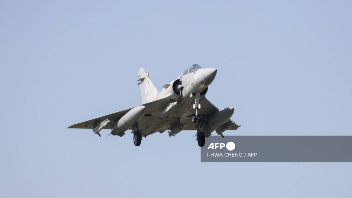 Aviones Mirage 2000 de orígen francés que serán entregados al gobierno de Ucrania