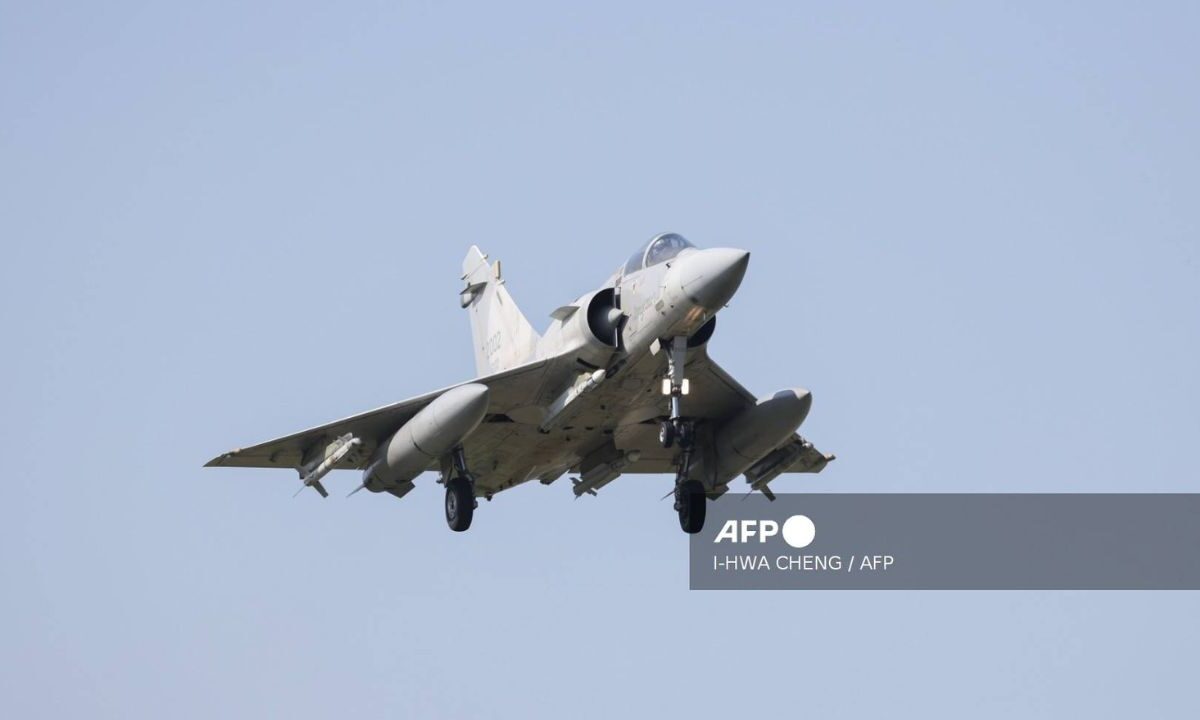 Aviones Mirage 2000 de orígen francés que serán entregados al gobierno de Ucrania