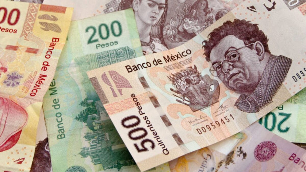 Revisa bien tu cartera y el dinero que tienes bajo el colchón, ya que el Banco de México (Banxico) anunció que estos billetes y monedas saldrán de circulación en 2025 y aquí te decimos cuáles son.