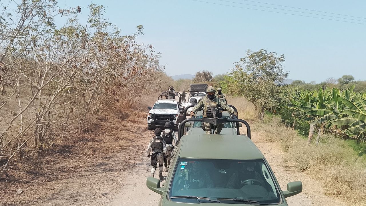 Fuerzas Federales detuvieron a Gerardo "N" alías "La Silla" operador de los Blancos de Troya y extorsionador de limoneros en Apatzingán.