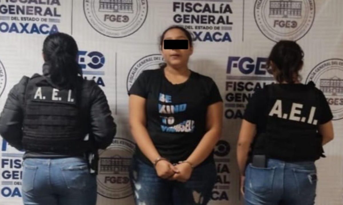 Elementos de la Fiscalía de Oaxaca detuvieron a la implicada en la desaparición de la activista Sandra Domínguez y su esposo.