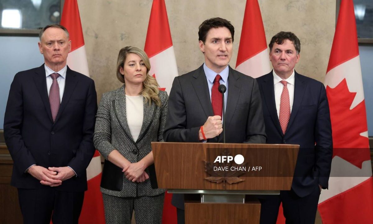 Justin Trudeau anunció que Canadá impondrá 25 por ciento de aranceles a productos de Estados Unidos por valor de 155 mil millones de dólares.