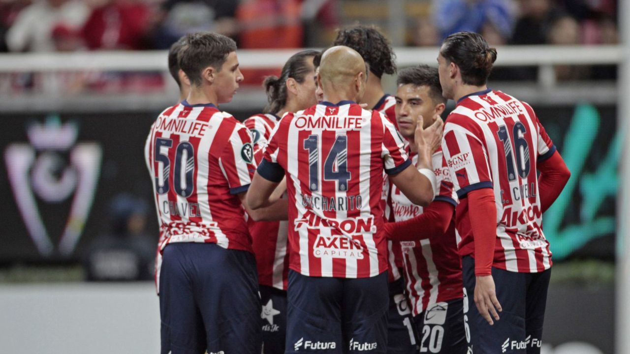 Chivas superan al Cibao para cortarse con el América en Concacaf