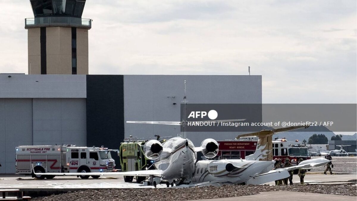 Choque de aviones en Arizona, deja un muerto y tres heridos